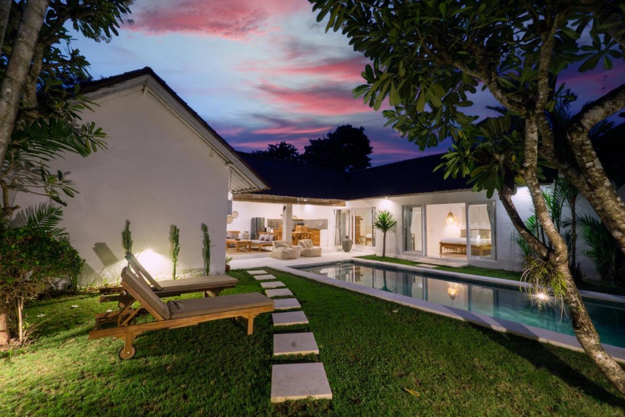 Villa Pagu Seminyak Extérieur photo