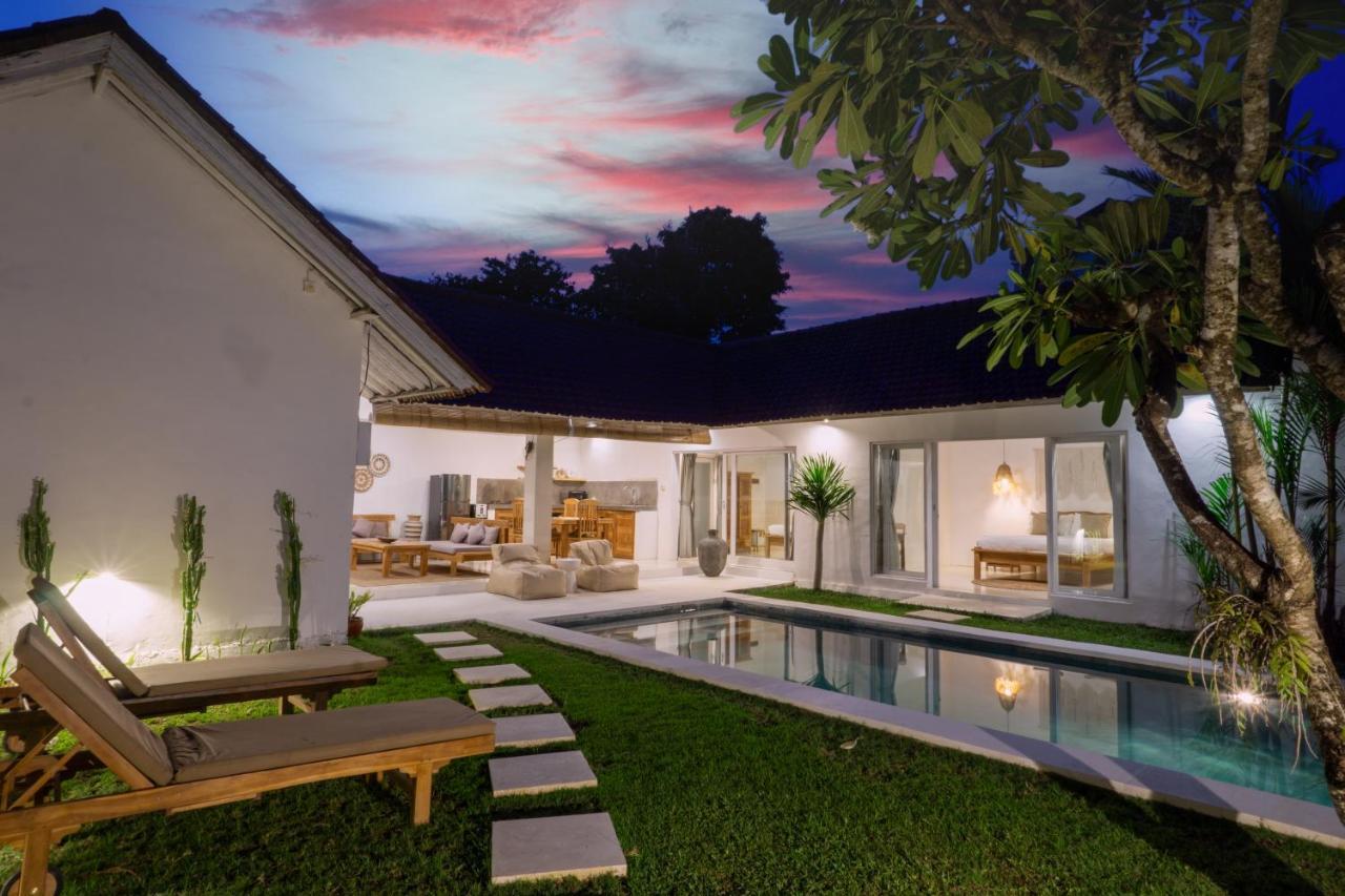 Villa Pagu Seminyak Extérieur photo