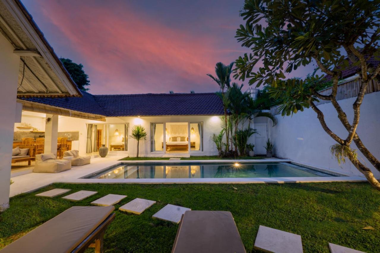 Villa Pagu Seminyak Extérieur photo